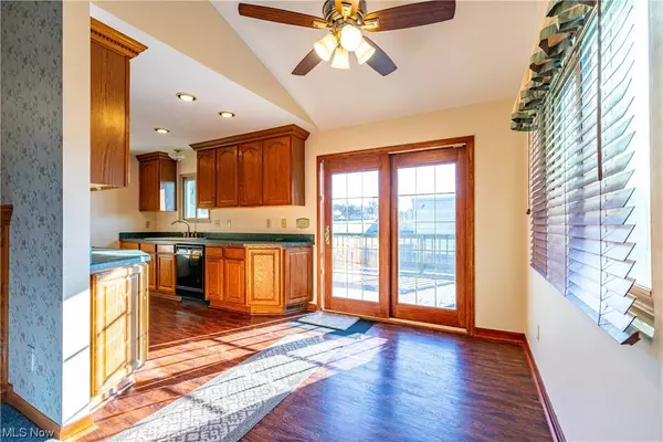 6303 Michael DR, Brook Park, OH 44142