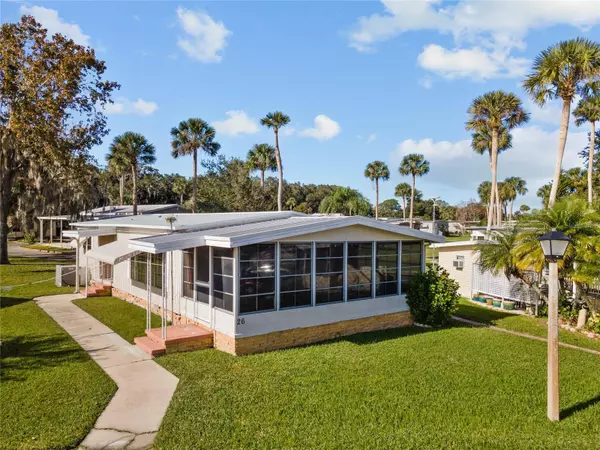 26 CLUB HOUSE DR, Eustis, FL 32726