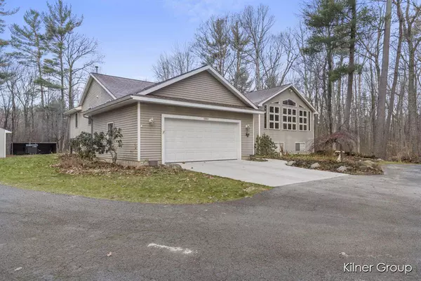 5969 Greeley NE Avenue, Rockford, MI 49341