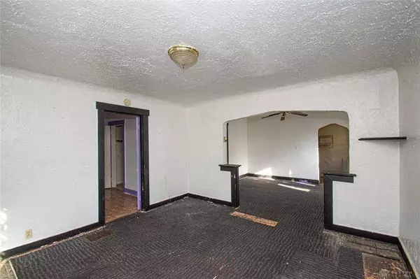 1048 Walton Avenue, Dayton, OH 45402