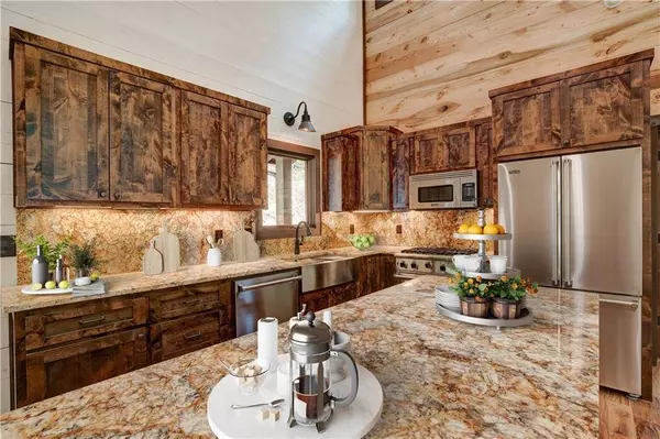 245 Oneida, Ellijay, GA 30540