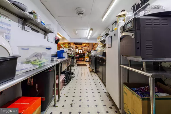 161 W BROADWAY, Salem, NJ 08079