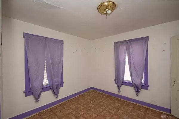 1048 Walton Avenue, Dayton, OH 45402