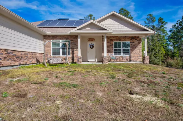 990 Ten Lake Drive, Defuniak Springs, FL 32433