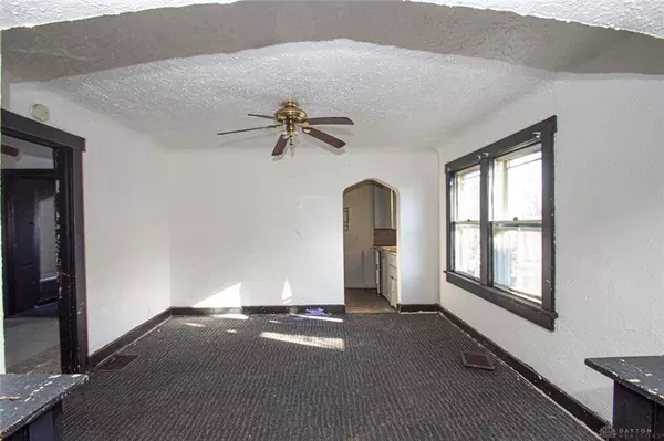 1048 Walton Avenue, Dayton, OH 45402