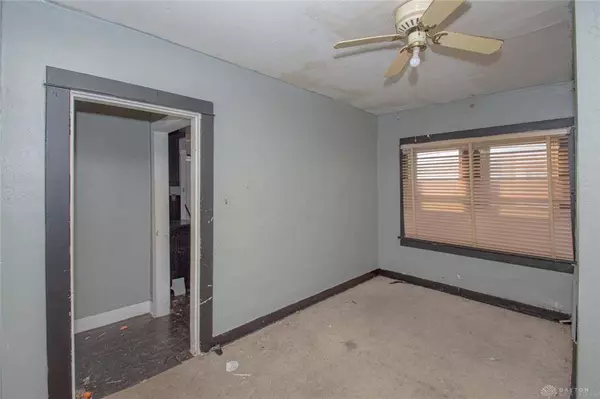 1056 Walton Avenue, Dayton, OH 45402