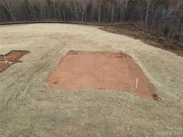 307 Pinnacle RD, Kings Mountain, NC 28086