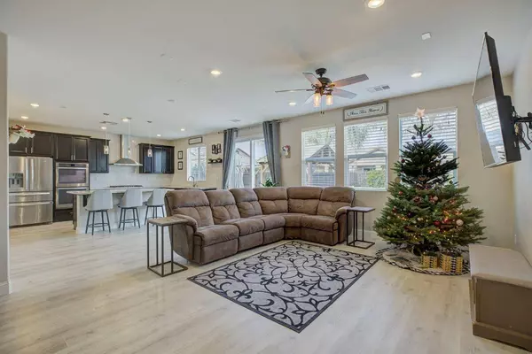 888 Ellis Circle, Galt, CA 95632