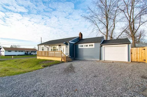 229 High, Niles, OH 44446