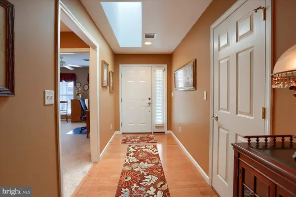 44 BURWICK DR, Mechanicsburg, PA 17050