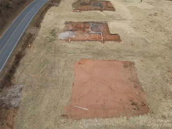 315 Pinnacle RD, Kings Mountain, NC 28086