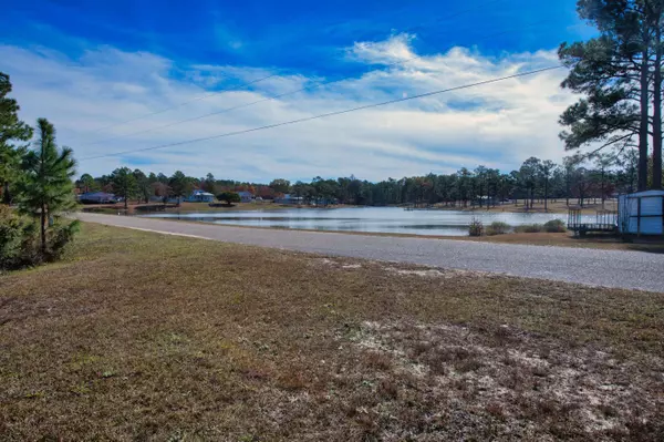 990 Ten Lake Drive, Defuniak Springs, FL 32433