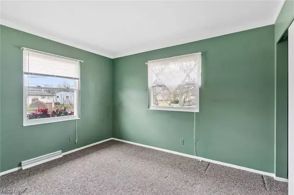 4686 Burkey, Youngstown, OH 44515