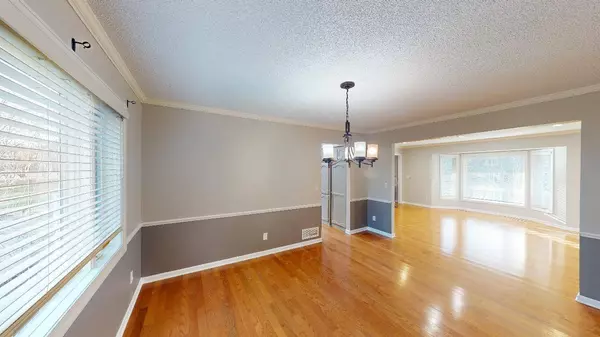 1905 Vernon DR S, Minnetonka, MN 55305