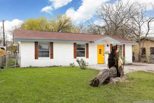 131 Park Plaza, San Antonio, TX 78237