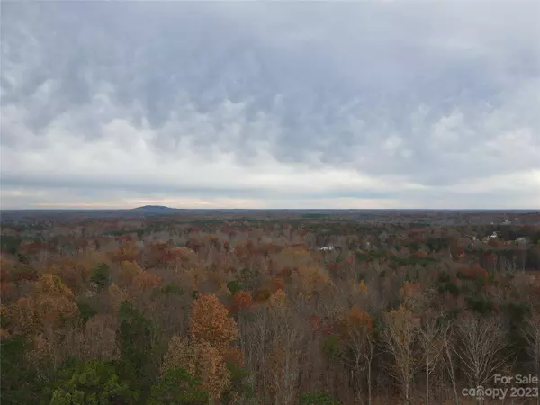 311 Pinnacle RD, Kings Mountain, NC 28086