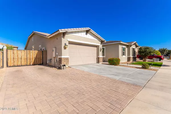 22816 E PARKSIDE Drive, Queen Creek, AZ 85142