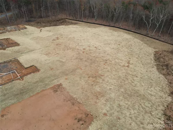 311 Pinnacle RD, Kings Mountain, NC 28086