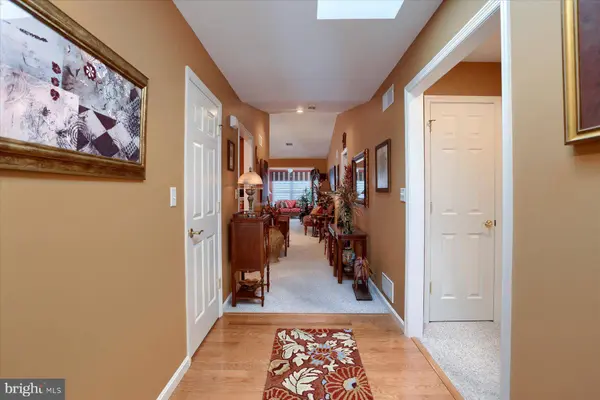 44 BURWICK DR, Mechanicsburg, PA 17050