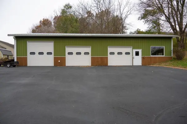 1551 N Dewey Avenue, Reedsburg, WI 53959