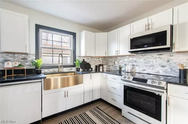 229 High, Niles, OH 44446