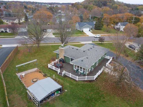 1551 N Dewey Avenue, Reedsburg, WI 53959