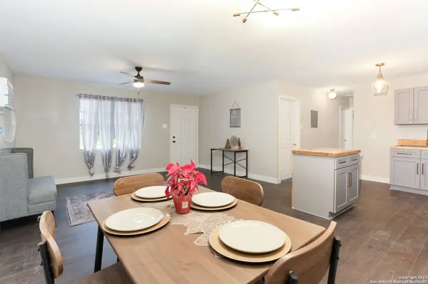 131 Park Plaza, San Antonio, TX 78237