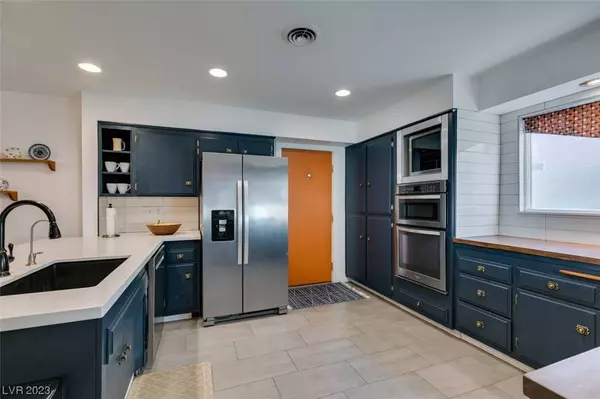 2612 Gilmary Avenue, Las Vegas, NV 89102