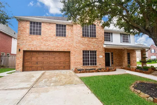 2701 St Elmos Fire, Deer Park, TX 77536