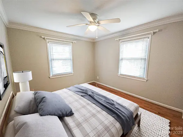 237 Wakefield DR, Charlotte, NC 28209