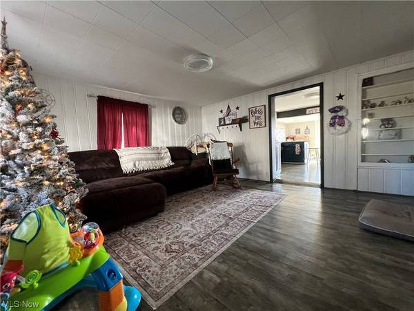 304 W Church ST, Morristown, OH 43713