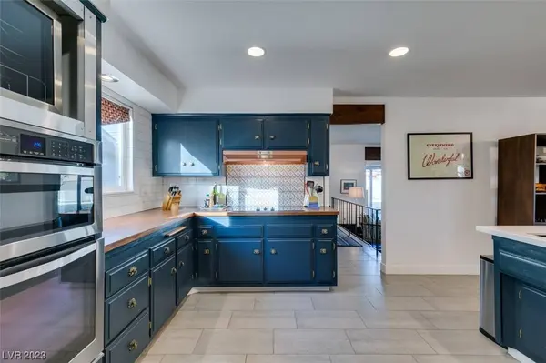 2612 Gilmary Avenue, Las Vegas, NV 89102