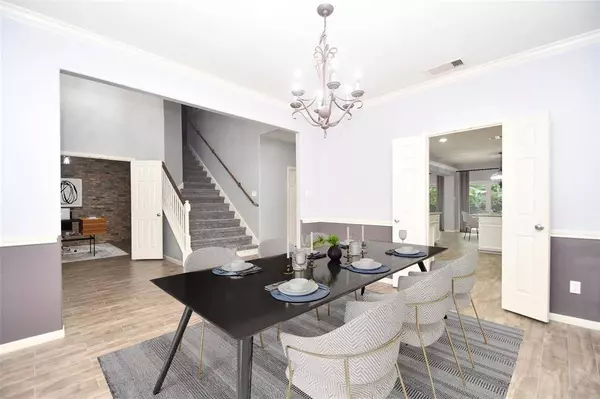 2701 St Elmos Fire, Deer Park, TX 77536