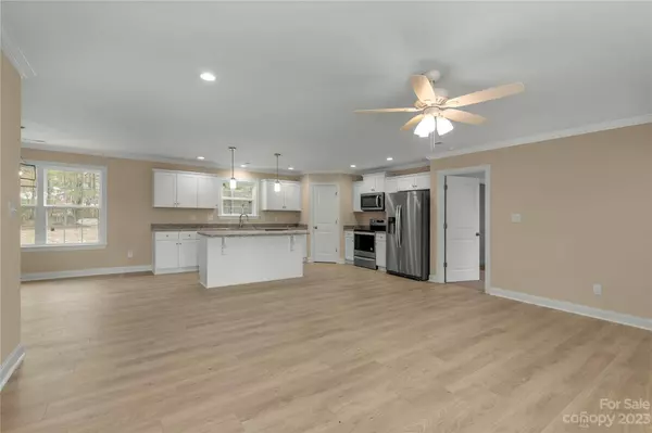 3575 Old Camden HWY, Heath Springs, SC 29058