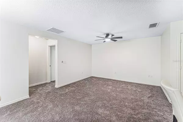 2260 TWIN FLOWER LN, Sanford, FL 32771