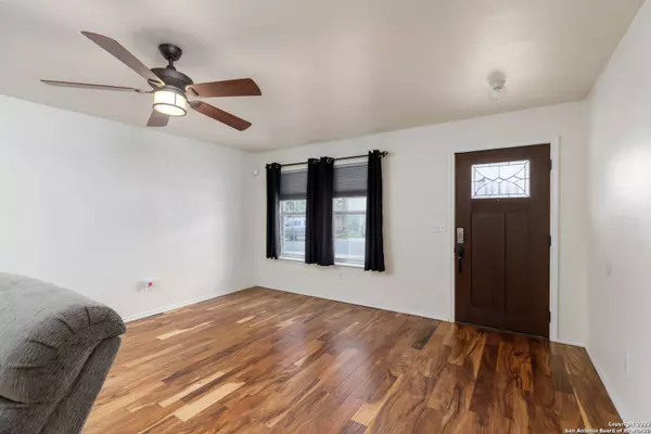 11031 Geneva Ford, San Antonio, TX 78254