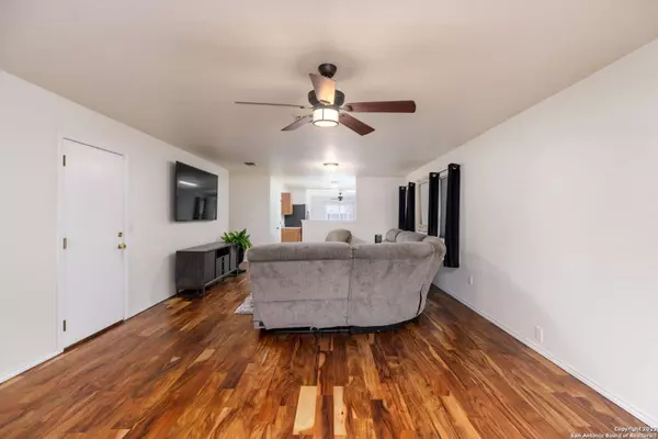 11031 Geneva Ford, San Antonio, TX 78254