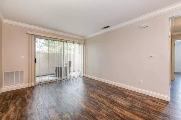 8020 Walerga RD, Antelope, CA 95843