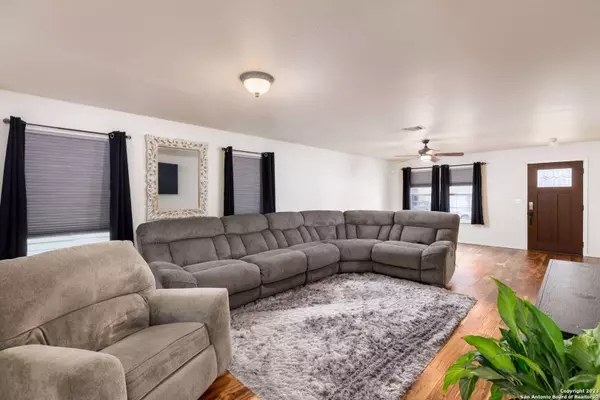 11031 Geneva Ford, San Antonio, TX 78254