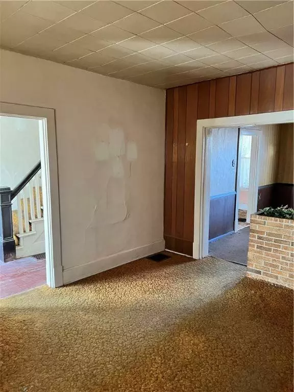 1416 5th Ave, Arnold, PA 15068