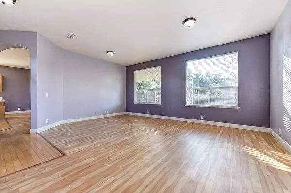 2072 Shropshire ST, Roseville, CA 95747