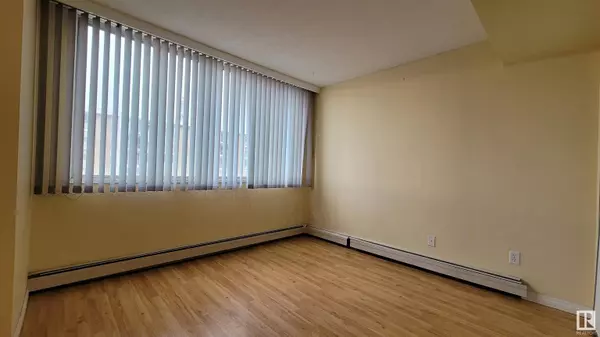 #1210 9909 104 ST NW, Edmonton, AB T5K 2G5