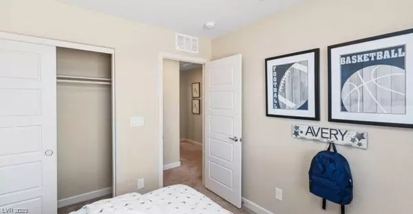 849 Watford Place, Henderson, NV 89011