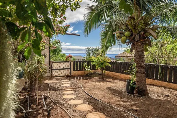 923 N Niheu Pl, Lahaina, HI 96761