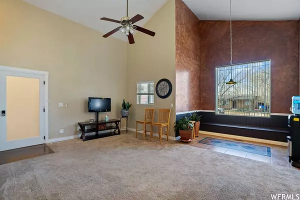 370 N 800 W, West Bountiful, UT 84087