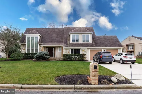 7 FAIRHAVEN CT, Cherry Hill, NJ 08003