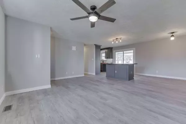 7902 S Sherman DR, Indianapolis, IN 46237