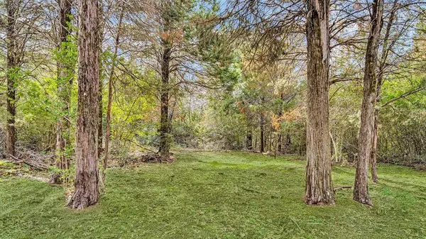 3896 County Road 326, Lexington, TX 78947