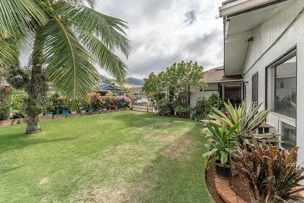 923 N Niheu Pl, Lahaina, HI 96761