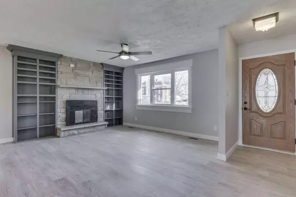 7902 S Sherman DR, Indianapolis, IN 46237